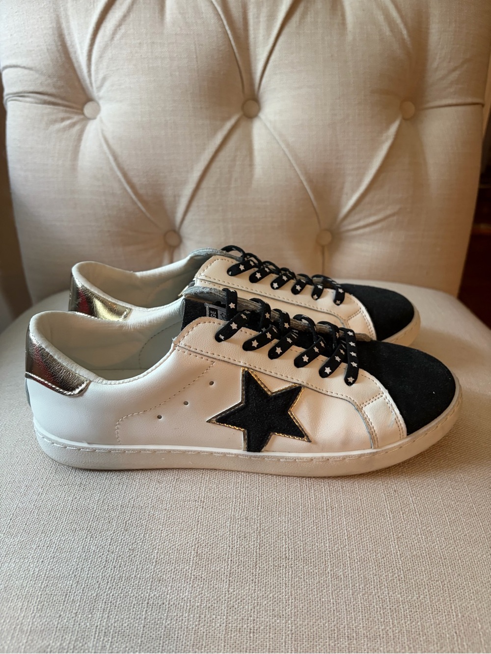 Vintage Havana White Sneakers with Black Star and Silver Heel Tab